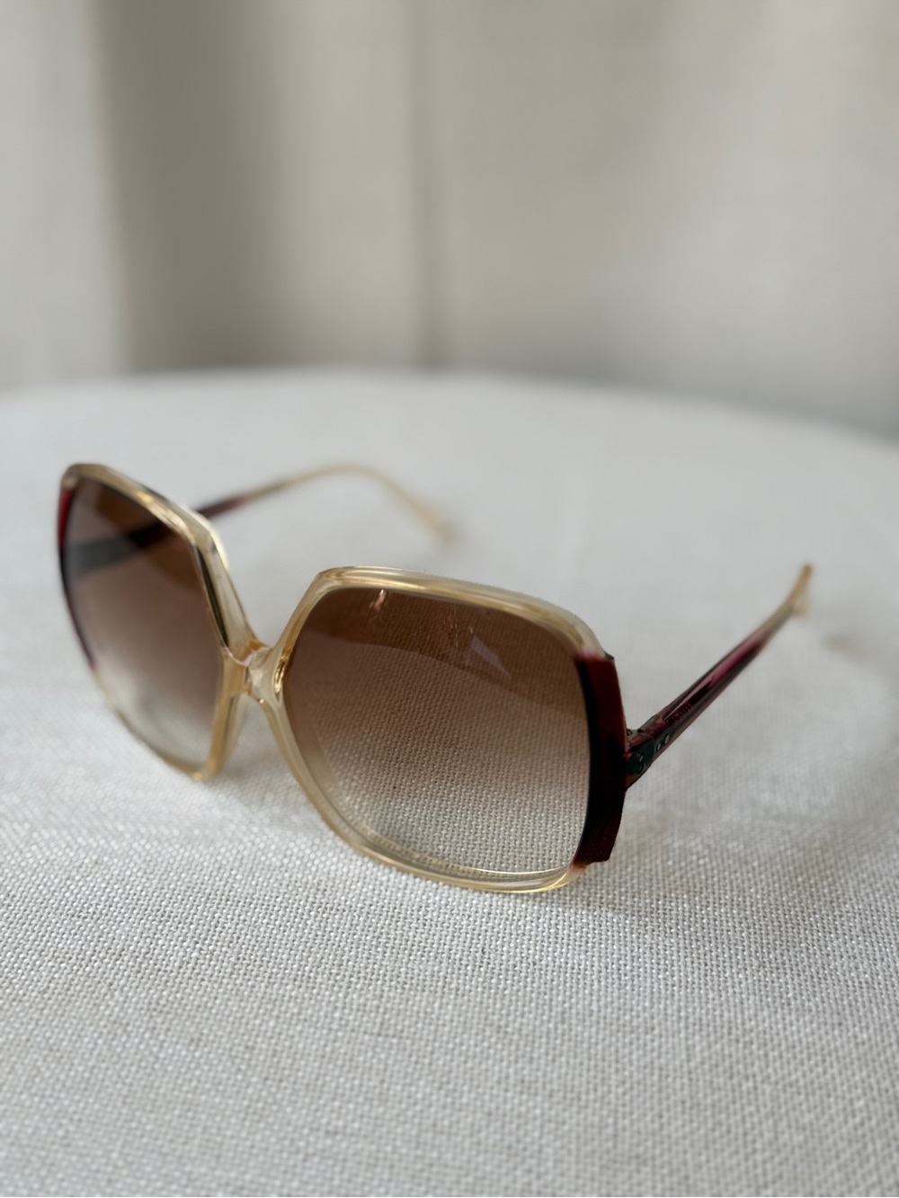 Vintage Two-Tone Oversized Sunglasses in Cream and Brown